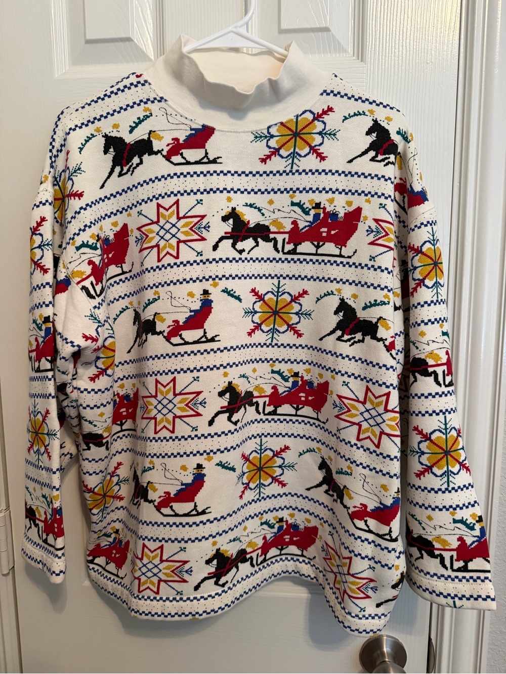 Vintage 90s Cambridge SportsClub Christmas  Mock Neck Fleece